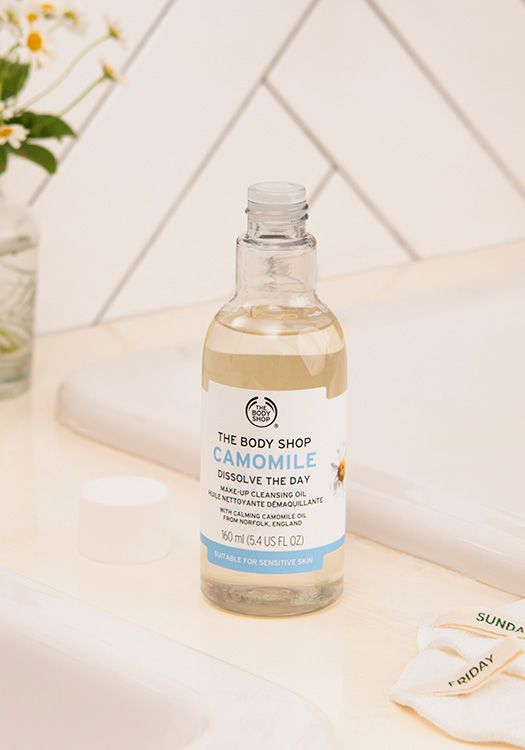 Camomile Dissolve The Day Make-Up Cleansing Oil